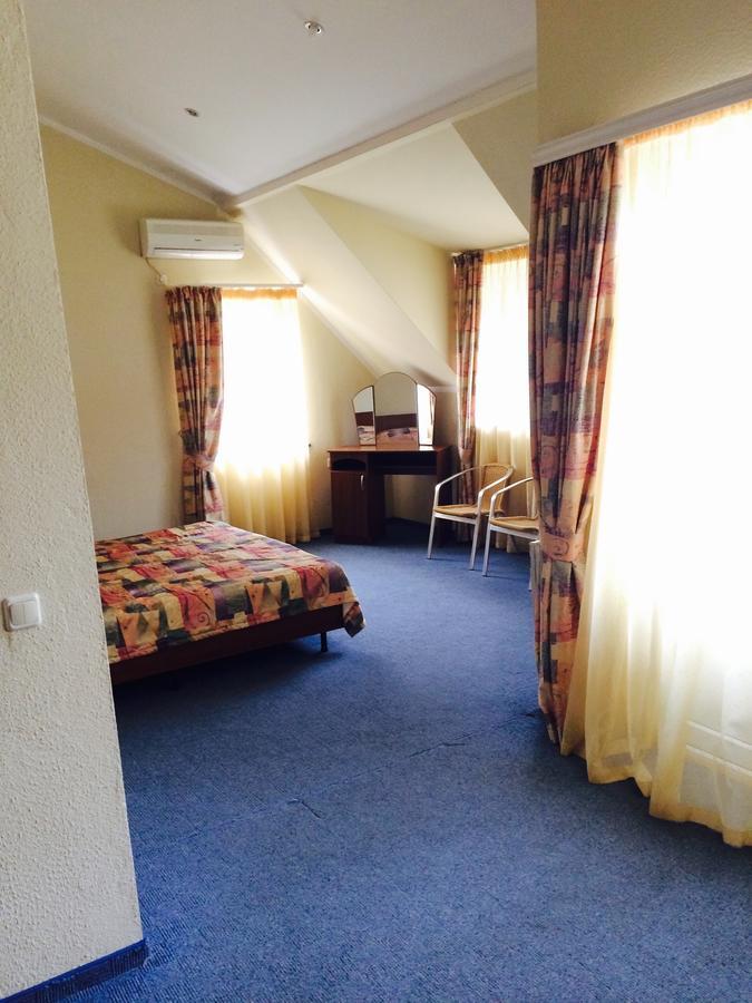 Samshit 555 Hotel Ochamchire Eksteriør billede